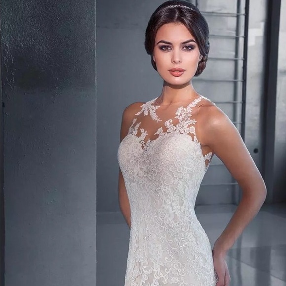 Dresses & Skirts - Mermaid style wedding dress